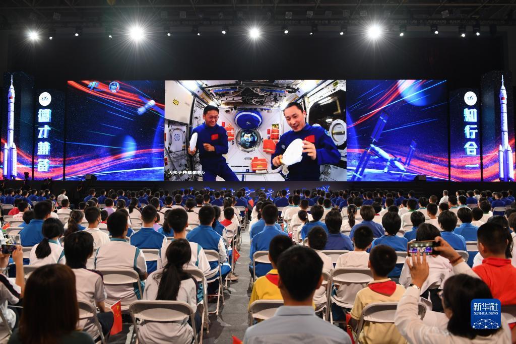 东方果博开户联系方式